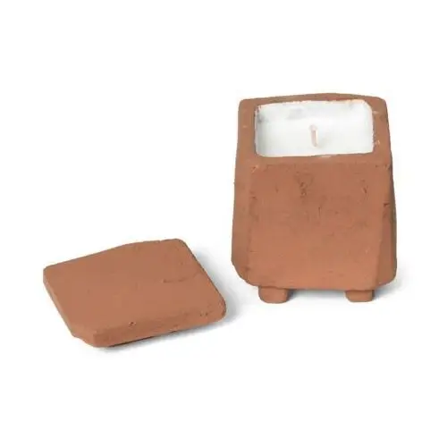 Ferm living świeca zapachowa kurinu 40 h terracotta