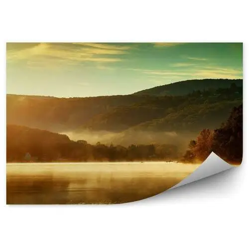 Piękna jesień krajobraz jezioro w porannej mgle Fototapeta Piękna jesień krajobraz jezioro w porannej mgle 250x250cm Fizelina